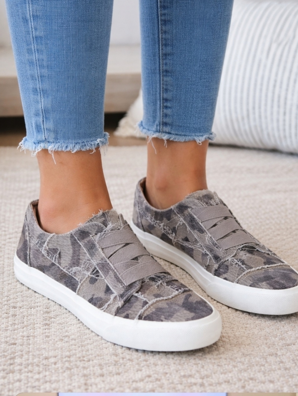 Blowfish Malibu Distressed Gray Camouflage Sneakers, Womens Sz 10 Shoes, Casual